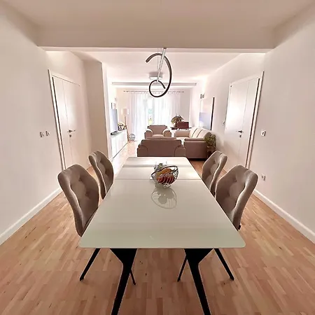 Lana - Two Bedroom With Terrace And Sea View Apartment Dubrovnik